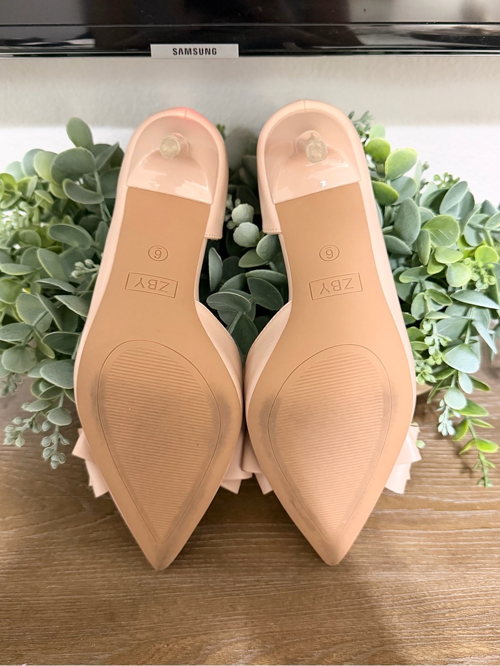 Pointed Bow Pumps in Nude Pink - Women's Dress Heels - Picture 3 of 5